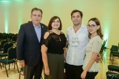 Ricardo, Rosângela e Ricardo Cavalcante e Natasha Dias Branco