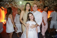 Carol, Isabelle e Roberto Cláudio Bezerra