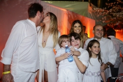 Cid, Maria Célia, Pedro e Mateus Ferreira Gomes, Carol e Isabelle e Roberto Cláudio Bezerra