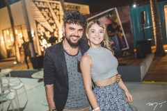 Cláudio Mendes e Camila Marieta