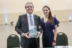 Ricardo e Manoela Bacelar