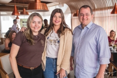 Aline Gurgel, Lívia Gomes e Cláudio Lima