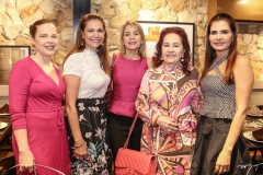Isabel Fonseca, Rose Batista, Isabel Machado, Itala Ventura e Lorena Pouchain