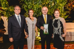 Ricardo e Manoela Barcelar, Huygens e Regina Garcia