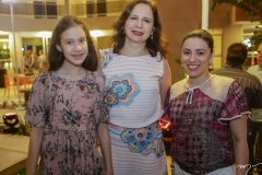 Beatriz e Adriana Morel e Emanuele Carioca