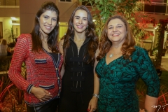 Flavia Simões, Vivian Barbosa e Jacqueline Simões