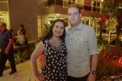 Luciana Mota e Tersandro de Paula Pessoa
