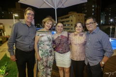 Roberto e Cristiana Costa Lima, Emanuele, Onilda e Raimundo Carioca