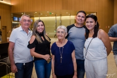 Edimar Pereira, Adriana Maciel, Maria Lúcia, Fábio Ferraz e Cristiane Carneiro