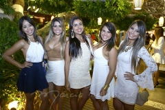 Renata Gomes, Rebeca Uchoa, Maiara Passos, Viviane Fonseca e Isabela Bezerra
