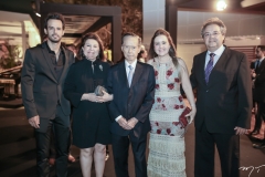 Junior, Rejane, Capitão e Liana Fujita e Thomaz Rocha