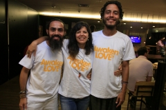 Yehoshua, Carolina Monteiro e Thiago Madeira