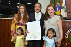 Tadeu Oliveira, Rosangela e filhas