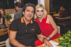 Junior Neves e Juliana Marques