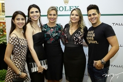 Marina e Paola Macedo, Talyzie e Talynie Mihaliuc, com Gustavo Macedo