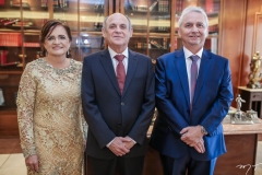 Marlúcia de Araújo, Gladyson Pontes e Henrique Holanda