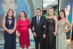 Liana Bastos, Miriam, Gerardo Bastos Filho, Daniela e Isabella Bastos