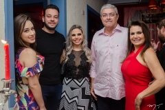 Tais Maciel, Daniel Rebouças, Lara Mendes, Vinícius e Marleide Guimarães