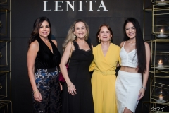 Maria Lúcia Negrão, Cristiane Ari, Lenita Negrão e Carolina Ari