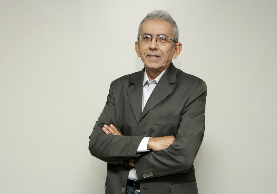 Tom Barros recebe Troféu Imprensa José de Alencar