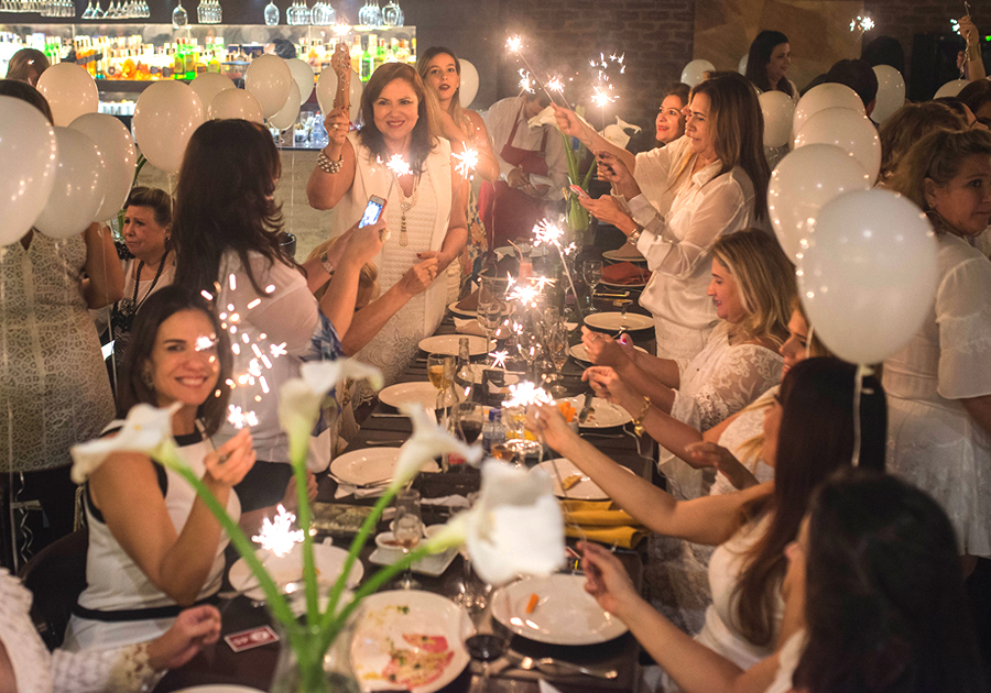 ANIVERSARIANTES DO MÊS DE VERA’S BFFS