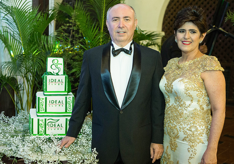 Ideal Clube comemora 85 anos com baile luxuoso | Confira!