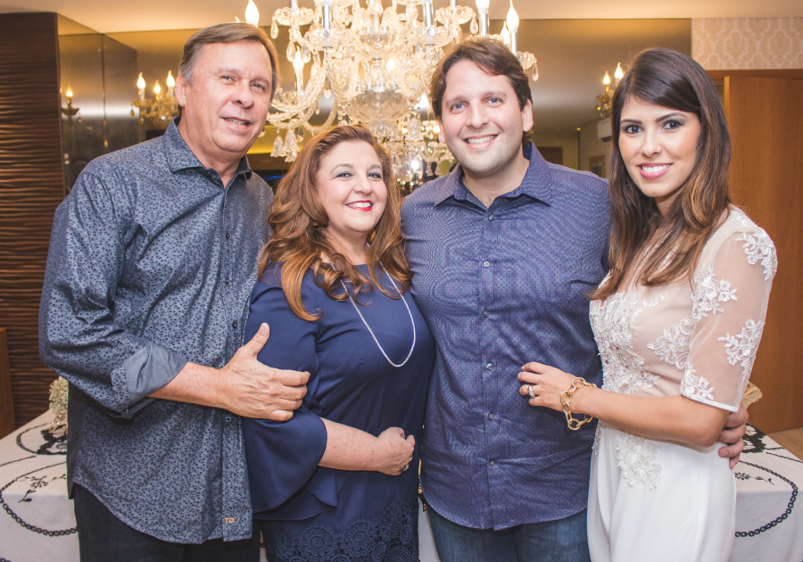 Jantar em clima intimista para comemorar o aniversário de Daniel Simões | Confira!