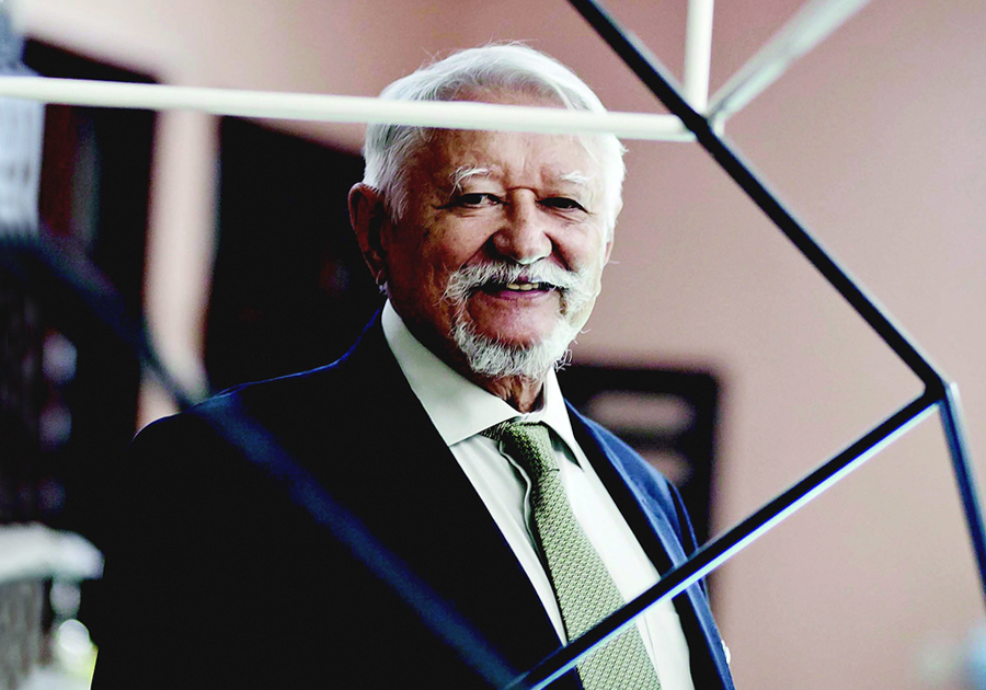 Um artista visionário e pioneiro, Sérvulo Esmeraldo nos deixa