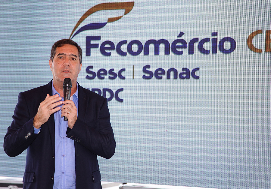 Fecomércio Ceará registra apoio à Lei de flexibilização do horário comercial