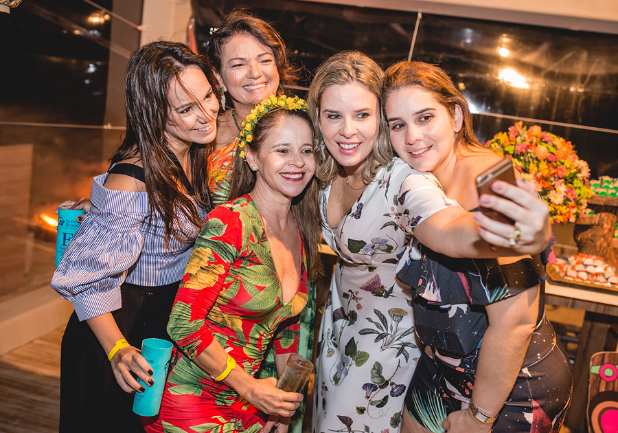 Luau das Ilhas levou clima tropical chique ao Porto das Dunas | Vem ver!