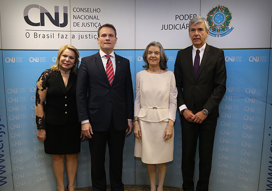 Iracema do Vale toma posse no Conselho Nacional de Justiça