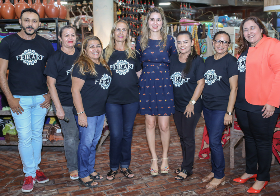 Incentivo ao artesão | Onélia Santana realiza abertura da 56ª Feira de Artesanato do Ceará