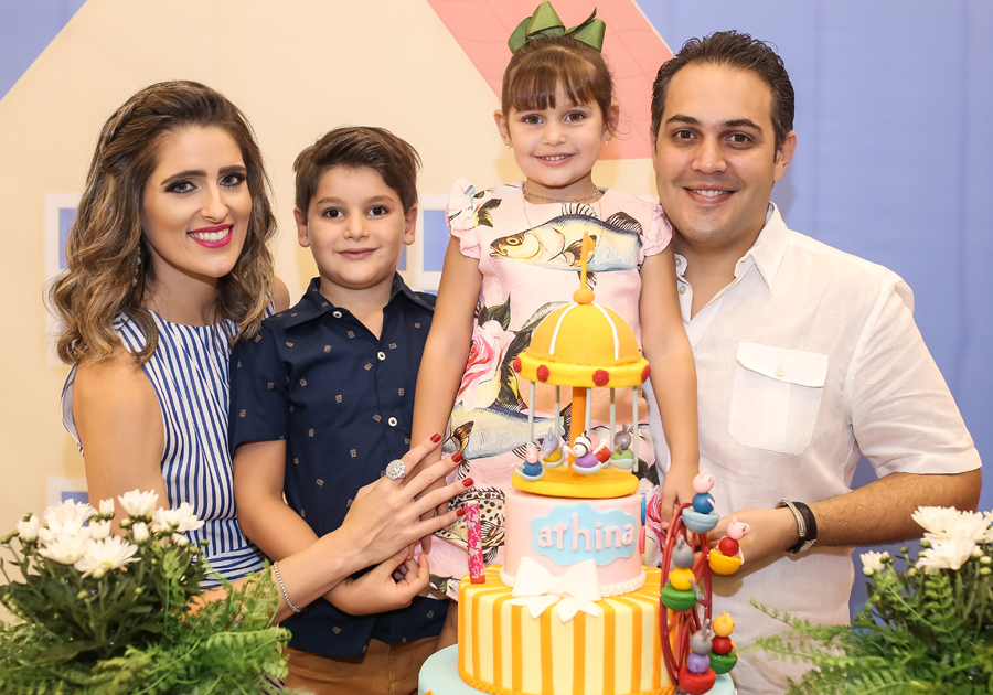 Com muita diversão, Athina Bastos comemora 4 aninhos no Pátio Dom Luis