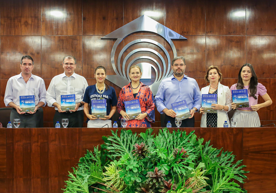 Em celebração aos 45 anos da instituição, edição especial da Revista Unifor é lançada