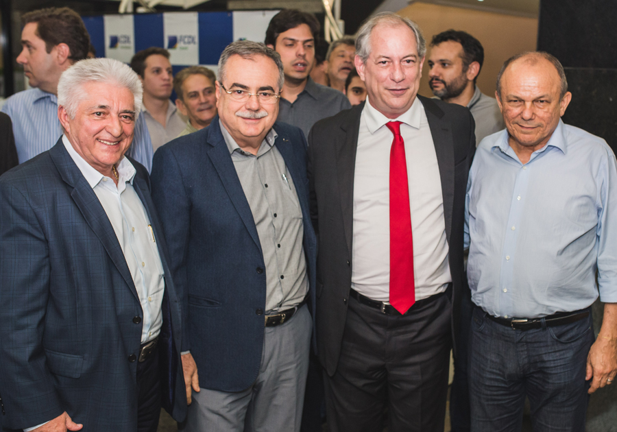 Em palestra na CDL, Ciro Gomes defende um novo projeto nacional de desenvolvimento