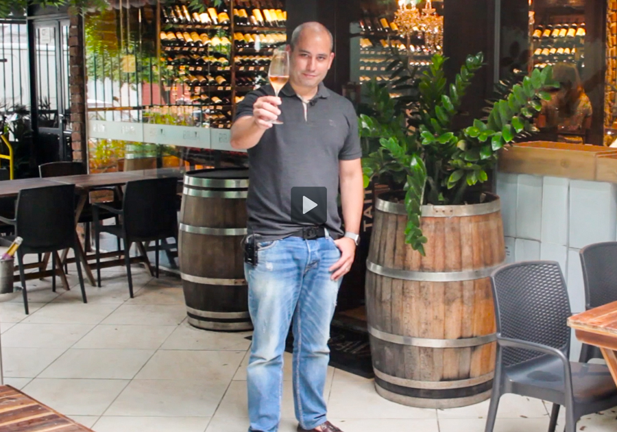 Sommelier André Linheiro escolhe as TOP bebidas na sua Brava Wine
