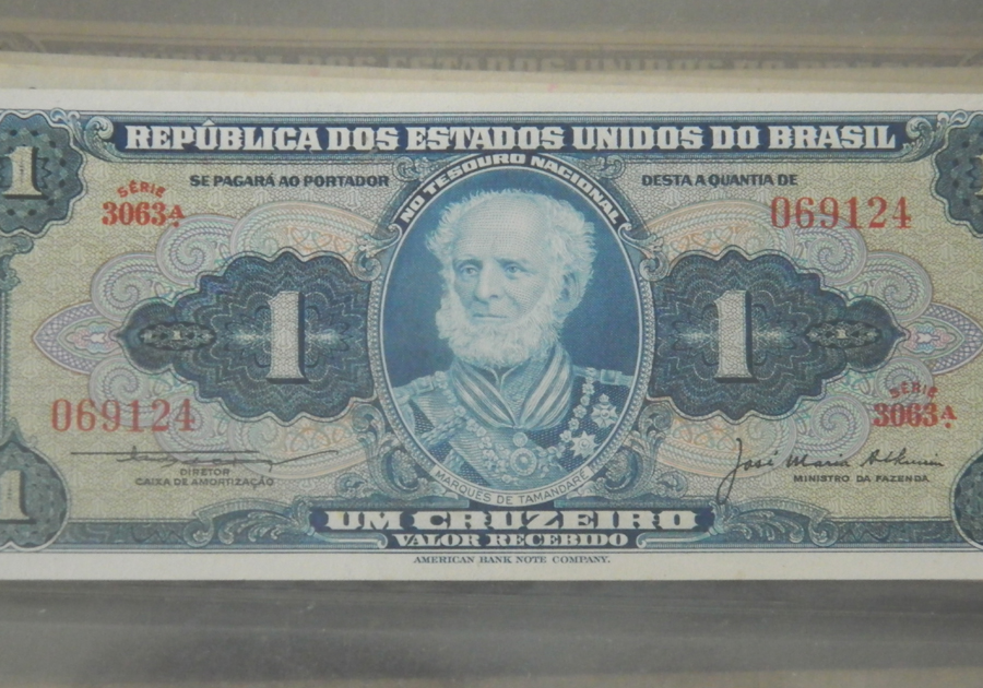Exposição conta a história do Brasil através do dinheiro