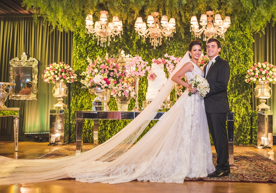 Emmanuel Gadelha e Luana Rêgo se casam; confira os detalhes da cerimônia