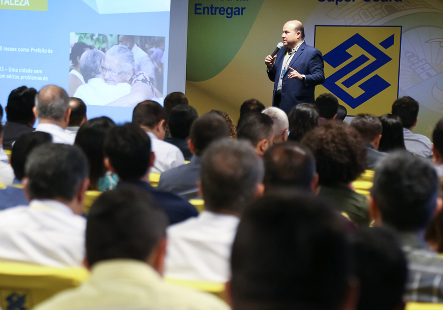 Roberto Cláudio participa de Encontro de Líderes do Banco do Brasil