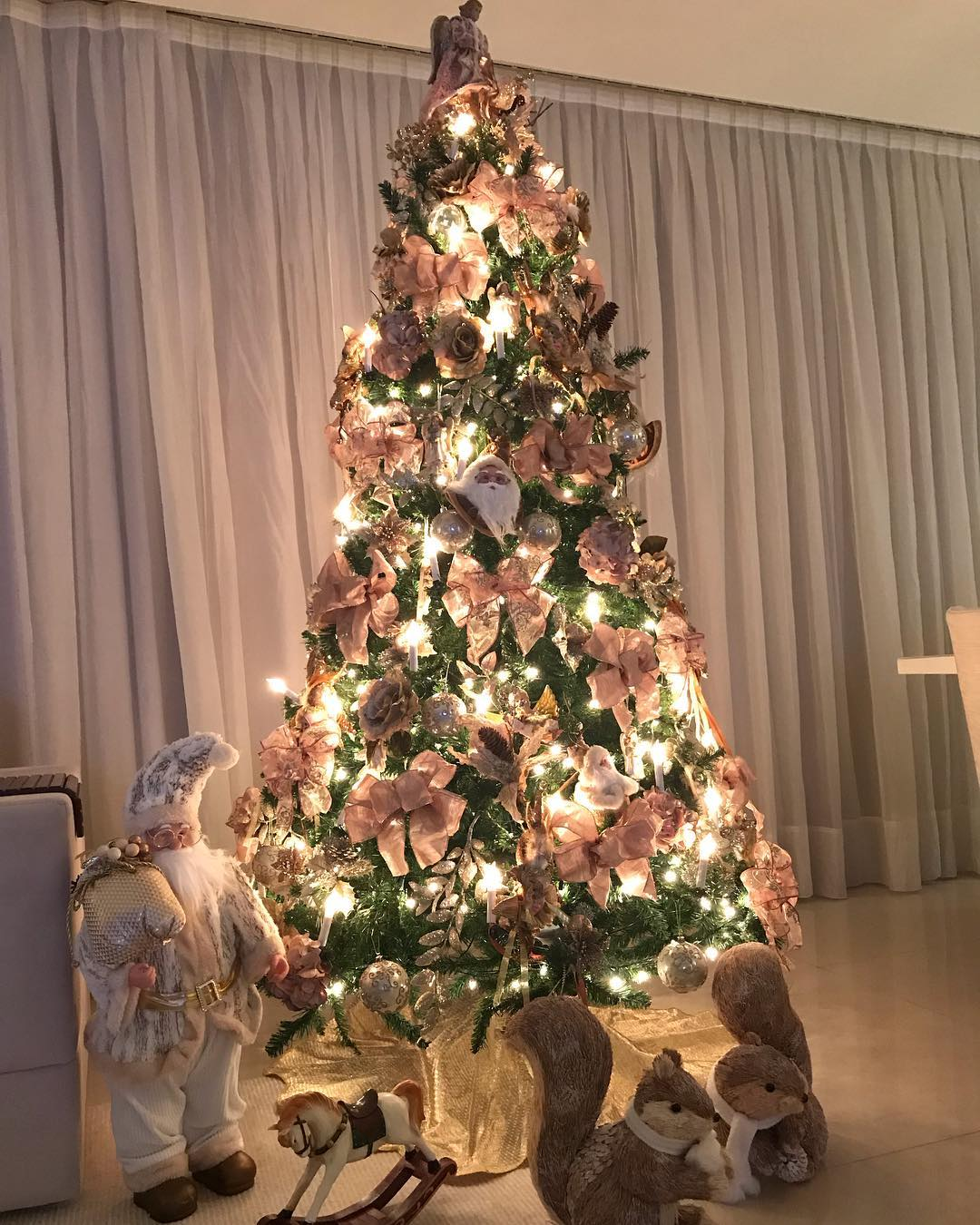 Confira as inspirações de árvores de Natal de 6 personalidades cearenses -  Márcia Travessoni - Eventos, Lifestyle, Moda, Viagens e mais