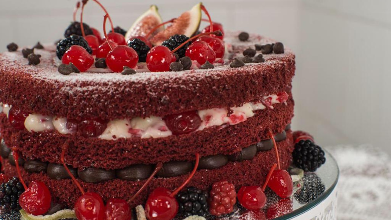 Conheça as sobremesas especiais de Natal da Caramelo Bakery Márcia