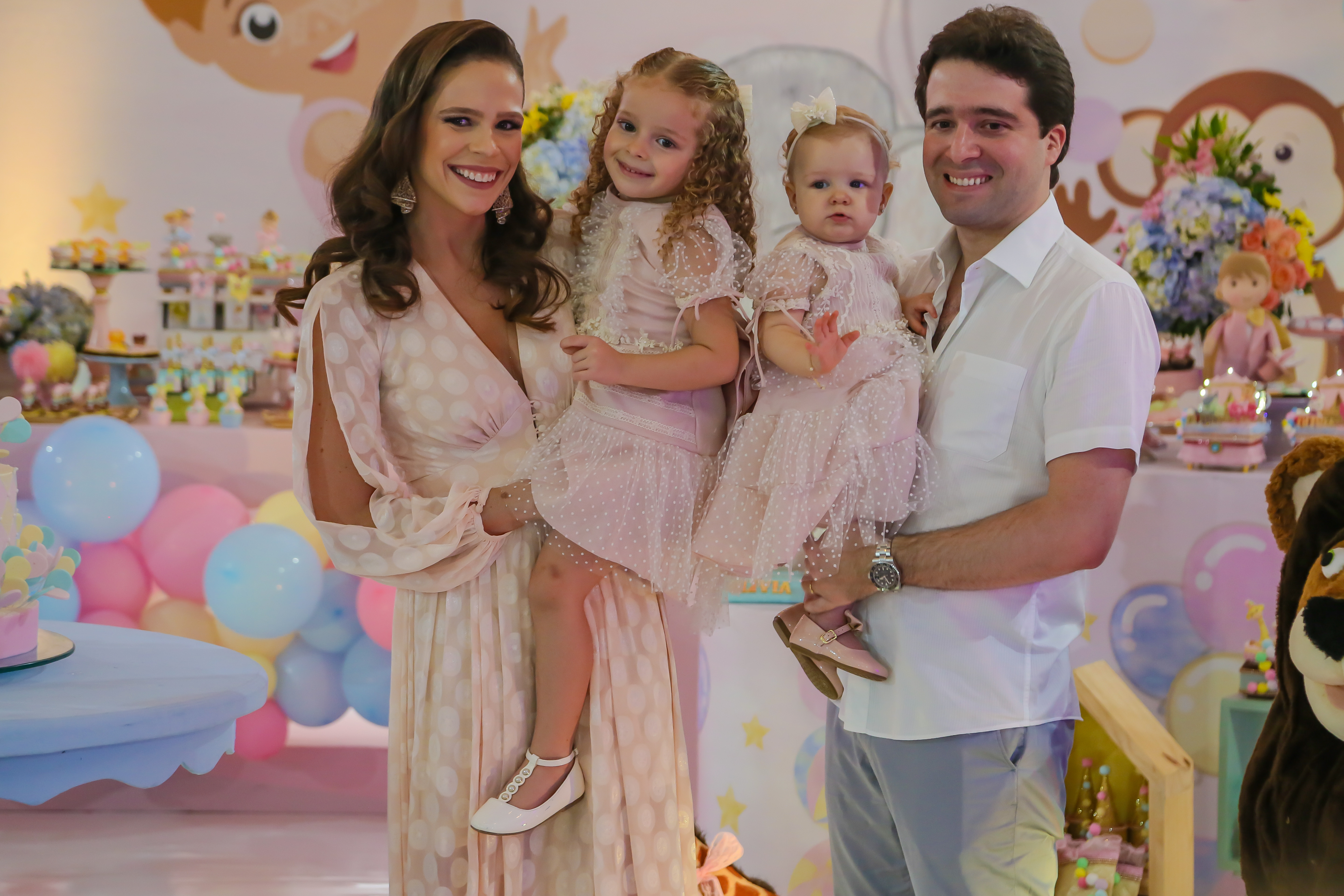 “Circo” é tema da festa de 1 ano de Olivia, filha de Natália e Lucas Pontes