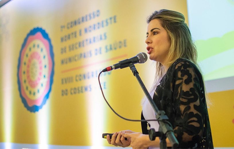 Onélia Santana apresenta programa Mais Infância Ceará para autoridades da Alemanha