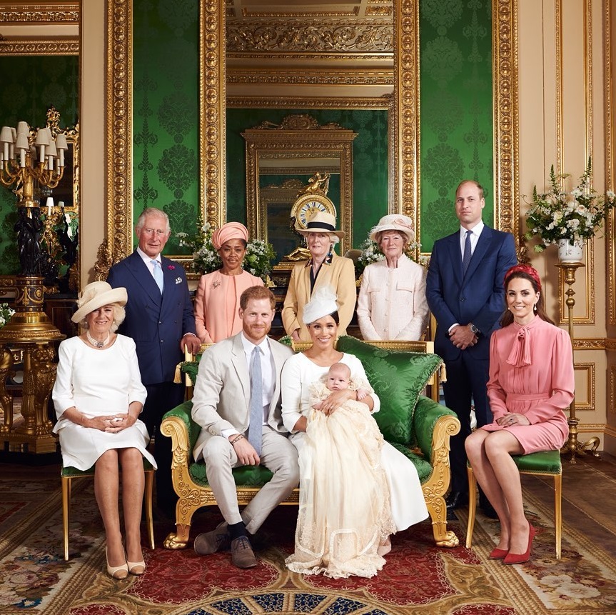 Archie, filho do príncipe Harry e Meghan Markle, é batizado em Windsor