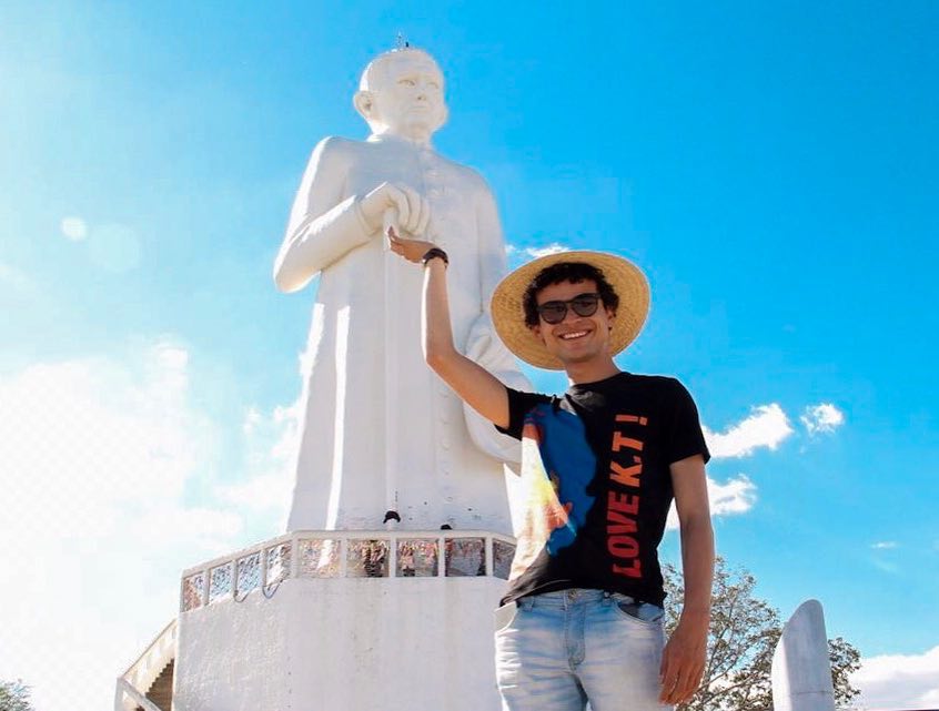 Secretaria de Turismo promove ação de marketing com o youtuber Max Petterson