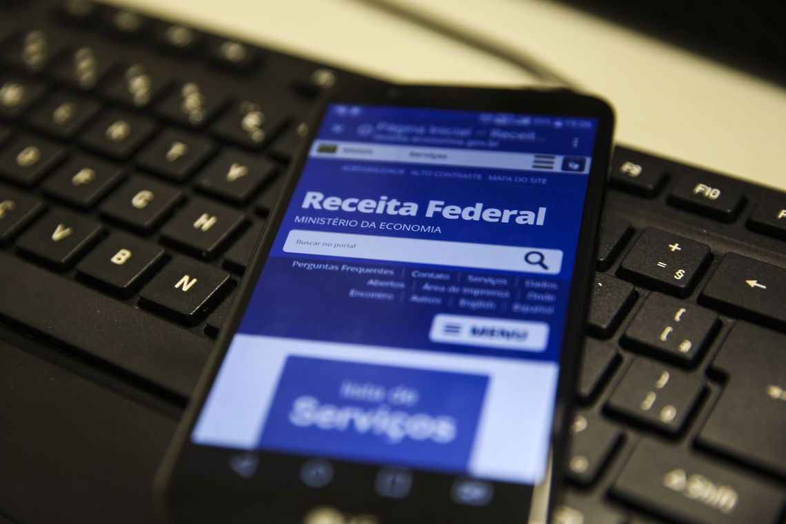 Receita Federal abre consulta ao 2º lote de restituição do imposto de renda; confira