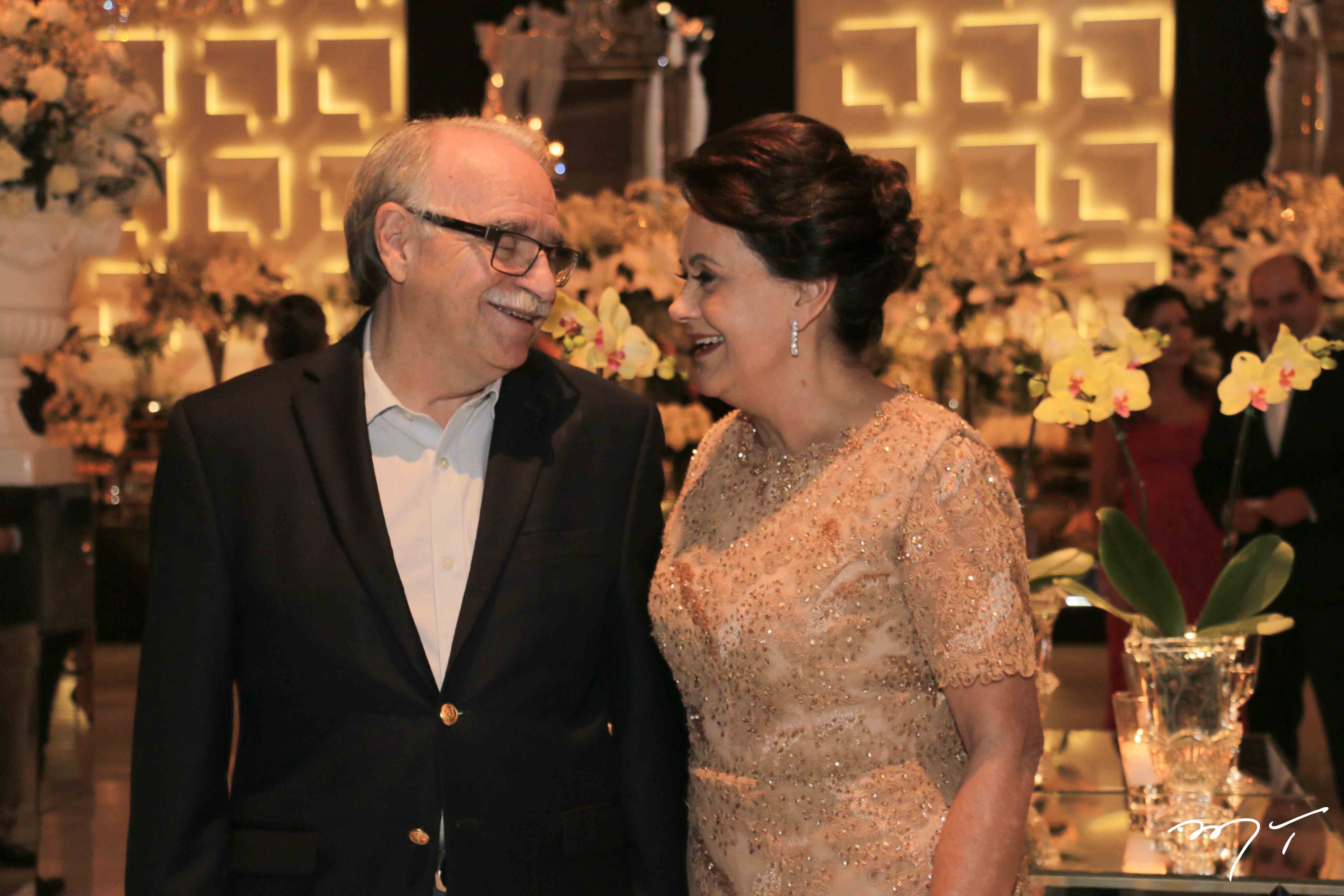 Leninha e Ednilton Soárez celebram 50 anos de casados no Lulla’s Plazzá