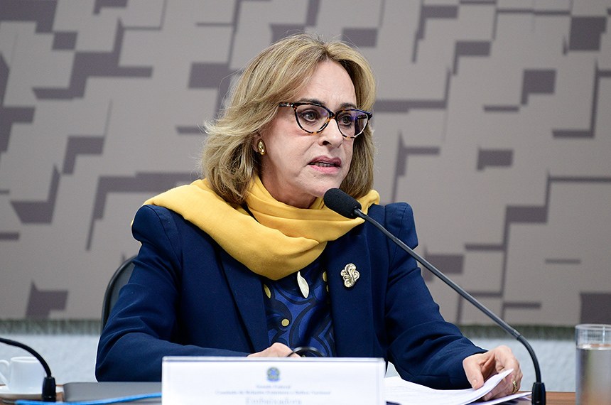 Diplomata cearense irá assumir embaixada do Brasil na Bulgária
