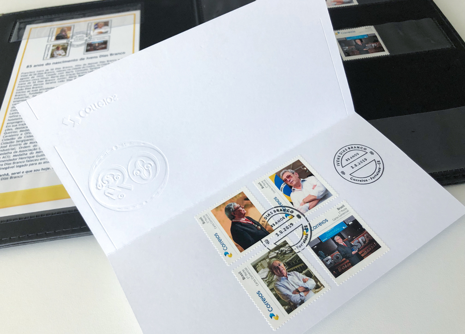 Empresário cearense Ivens Dias Branco estampa nova tiragem de selos dos Correios; veja