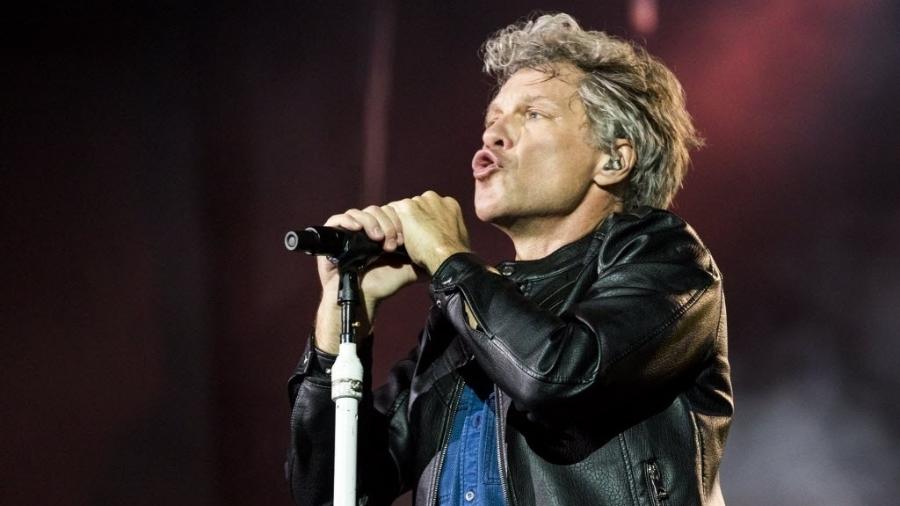 Hard Rock Cafe Fortaleza promove tributo ao cantor Bon Jovi no Teatro RioMar